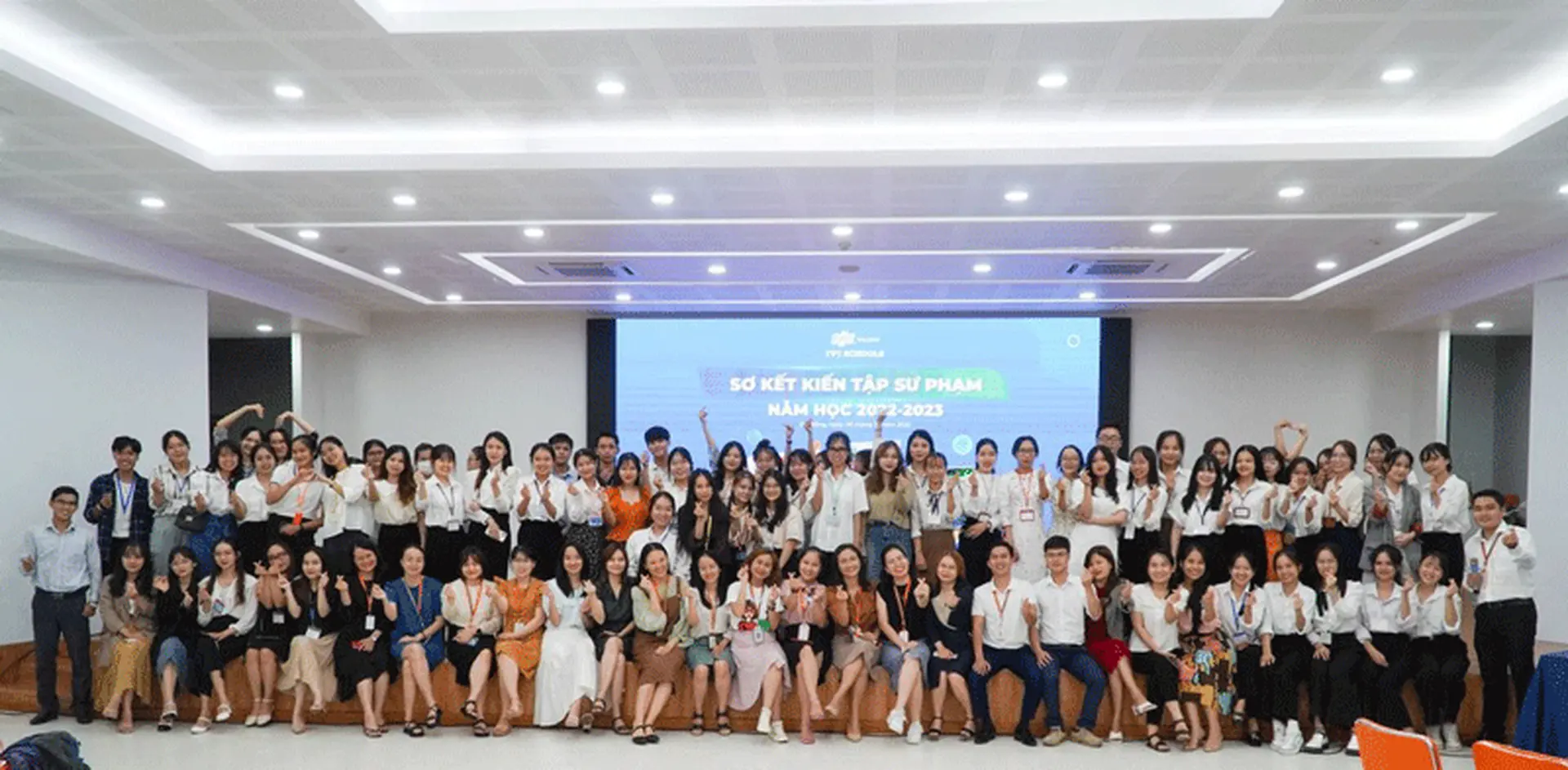 Sinh viên Đại học Sư phạm - Đại học Đà Nẵng hoàn thành kiến tập tại Fschool Đà Nẵng | FPT Schools