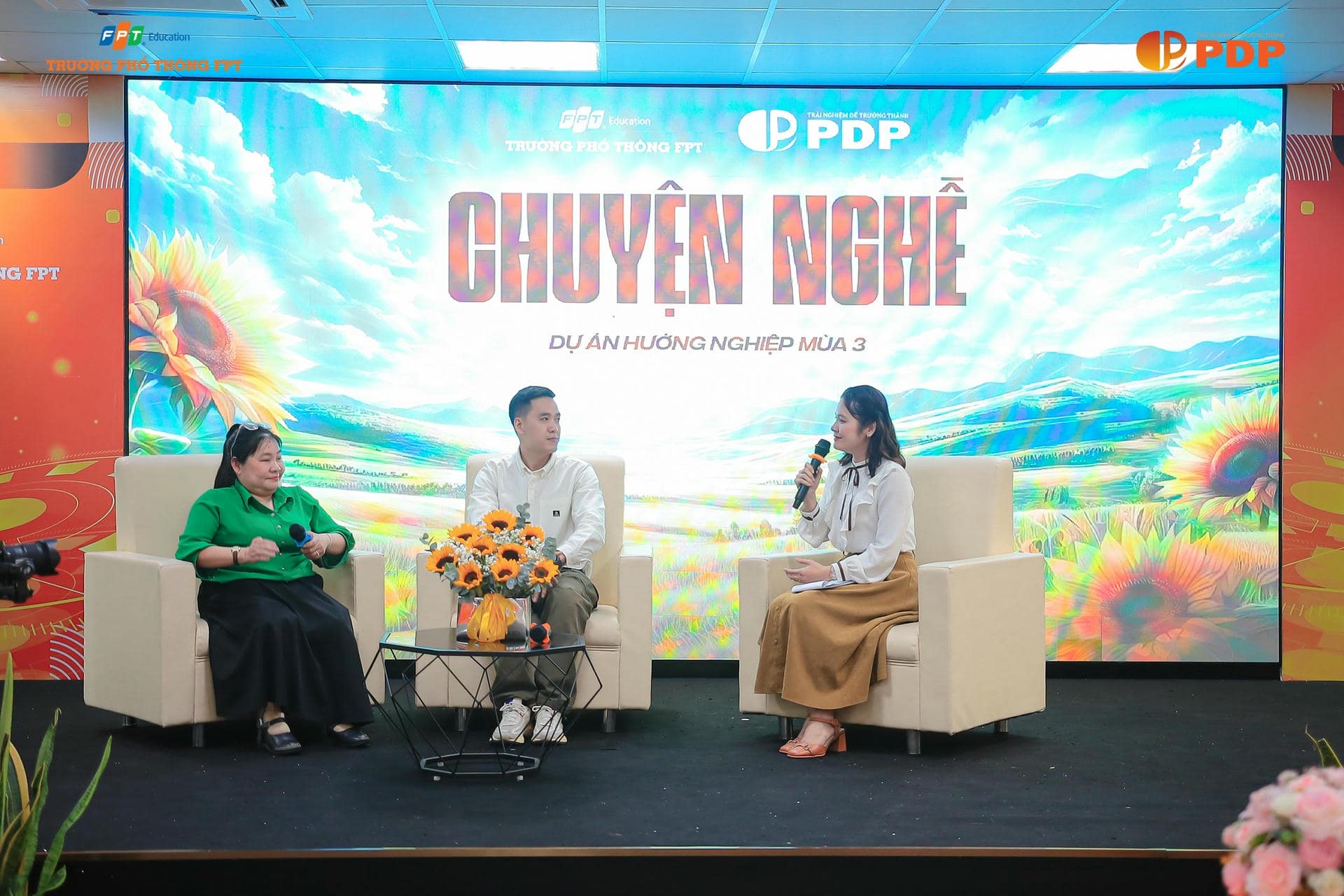 FSchooler Cần Thơ: "FSchool đã giúp em hiểu hơn về bản thân mình" | FPT Schools
