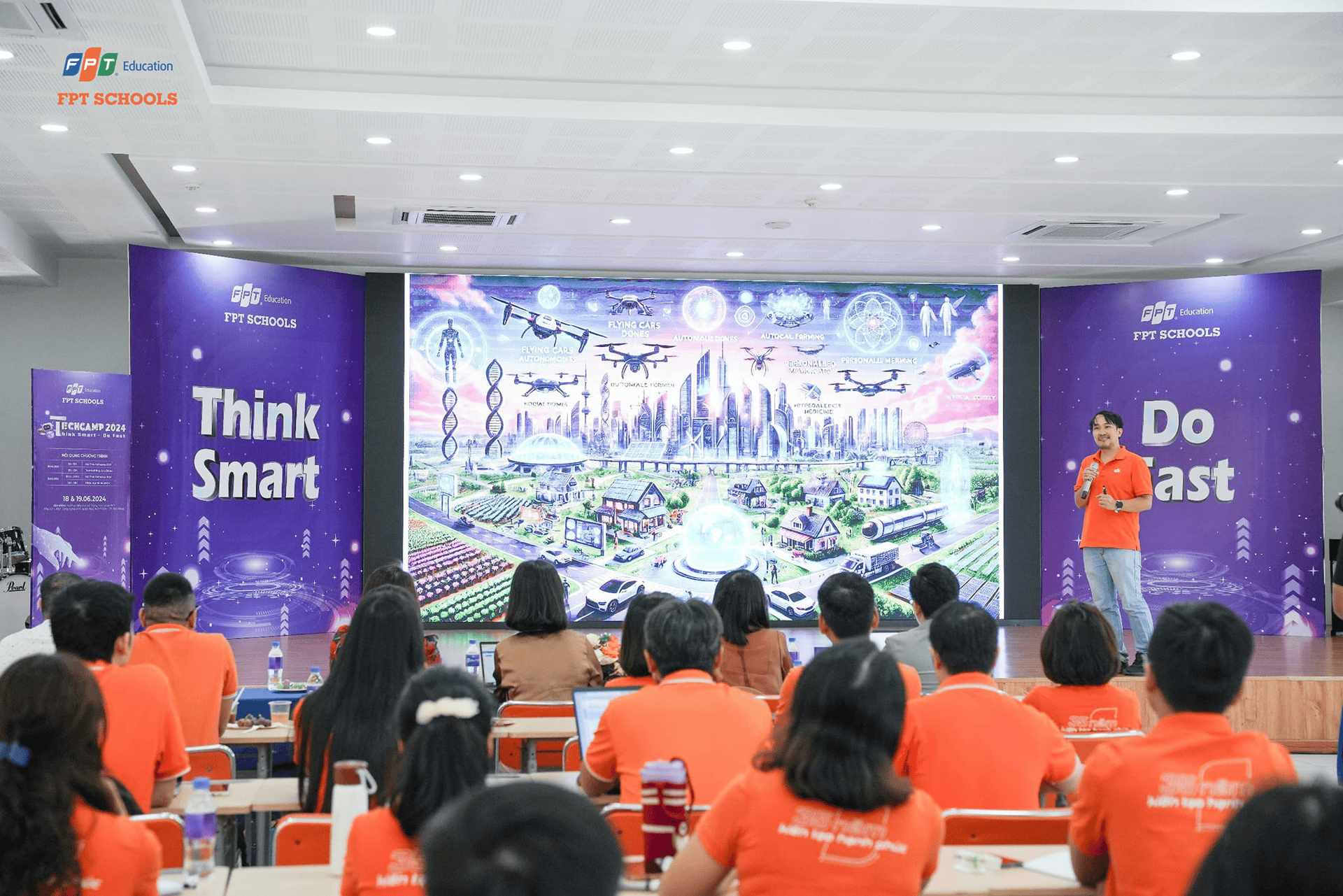 Techcamp 2024 trao đổi thúc đẩy hoạt động công nghệ trong FSchools và cho cộng đồng | FPT Schools