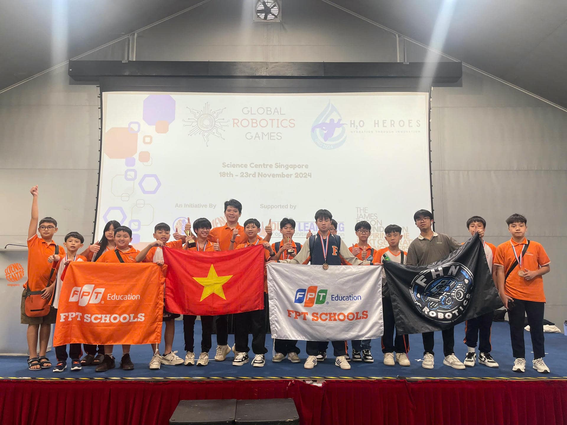FSchoolers Hà Nam giành giải vô địch tại Global Robotics Games 2024 | FPT Schools