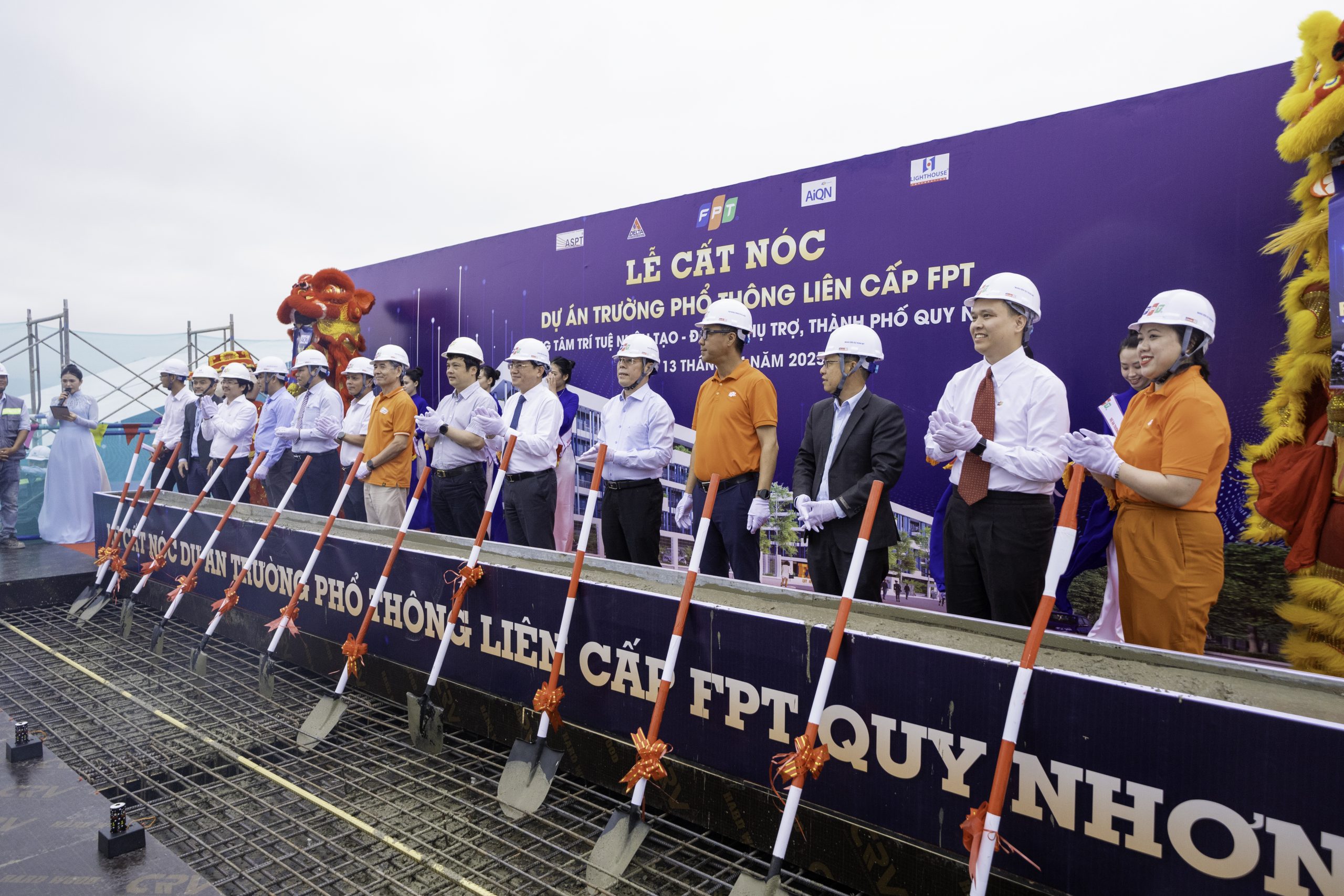 FPT cất nóc trường phổ thông liên cấp tại Bình Định, sẵn sàng cho năm học mới | FPT Schools