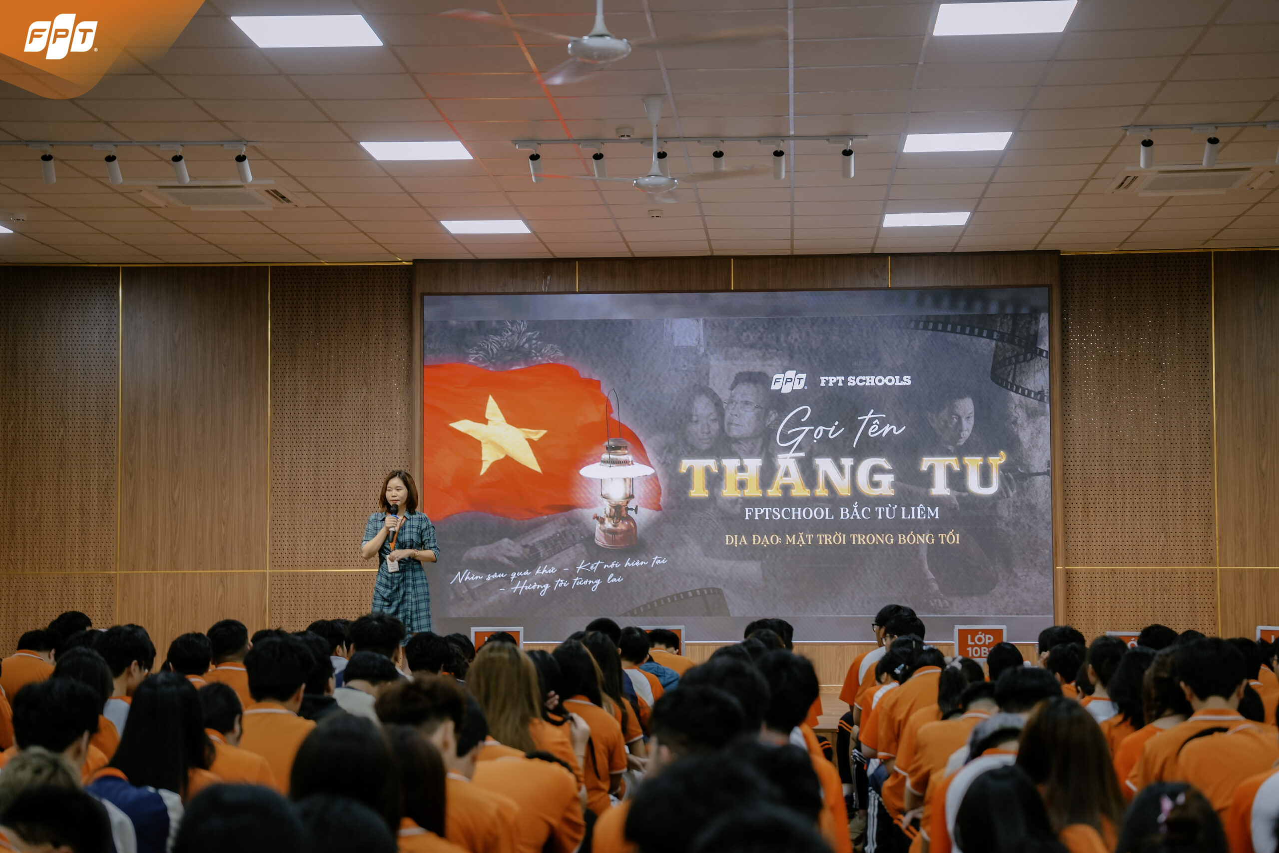 Chương trình “Gọi tên tháng Tư” khép lại đầy cảm xúc tại THPT FPT Bắc Từ Liêm | FPT Schools