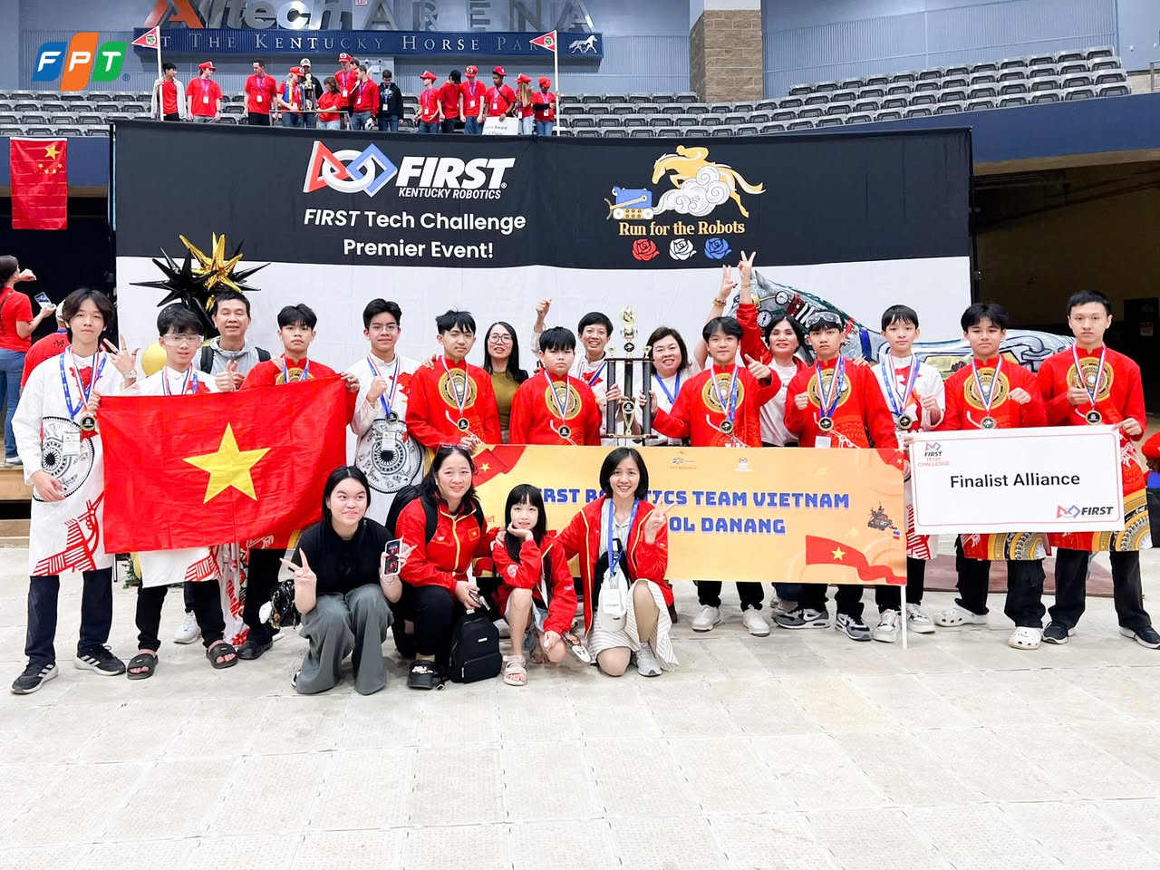 FPT School Đà Nẵng xuất sắc vô địch bảng đấu và giành Á quân chung cuộc tại FIRST Tech Challenge 2025