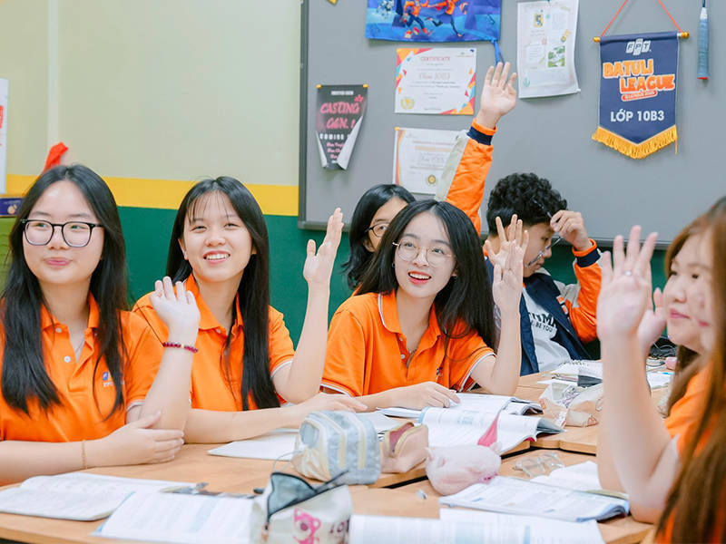 Điều gì khiến chương trình giáo dục cấp trung học cơ sở trở thành nền tảng quan trọng?