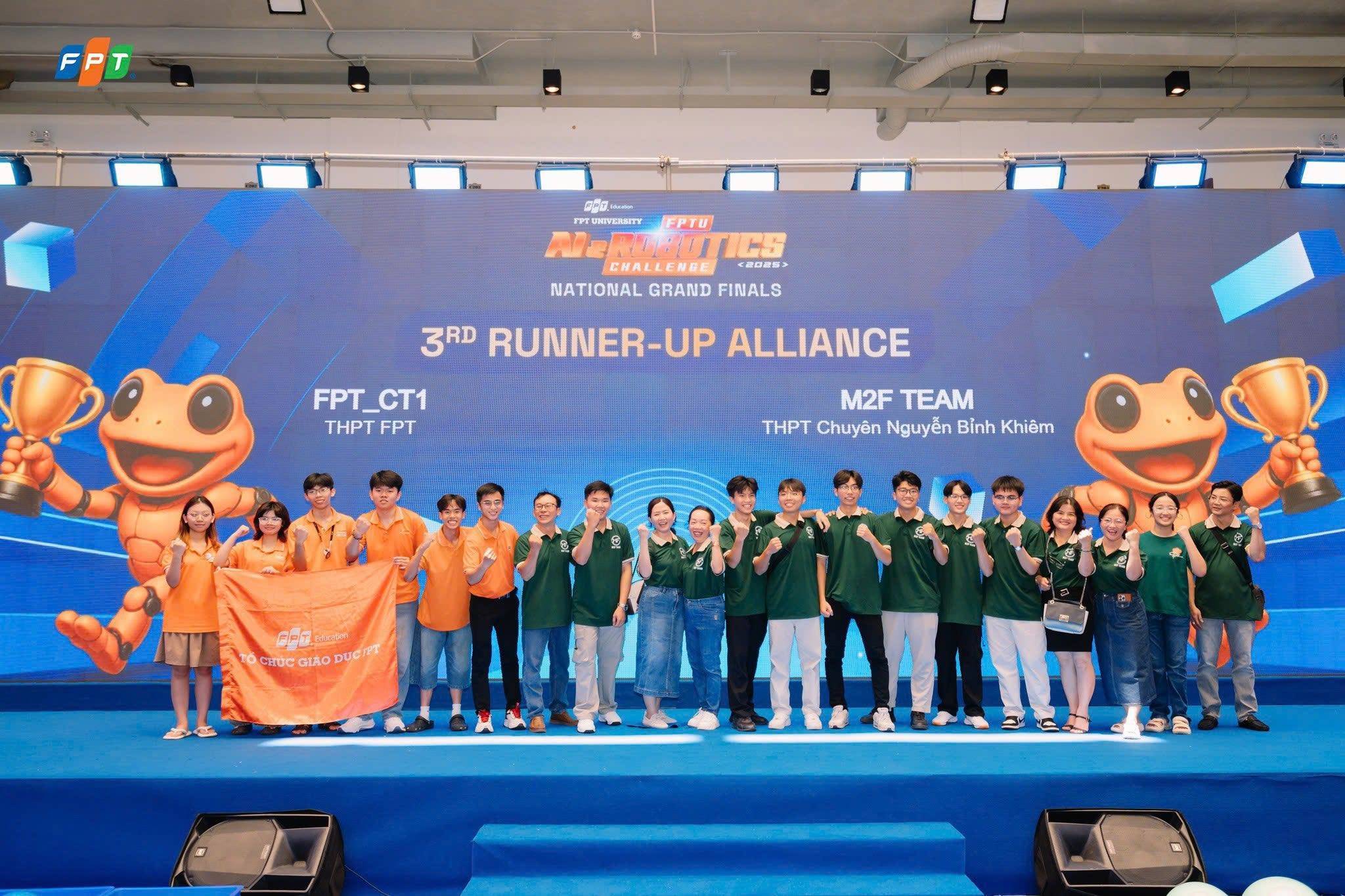 Học sinh FSchools giành “cú hat-trick” tại FPTU AI & Robotics Challenge (FARC)