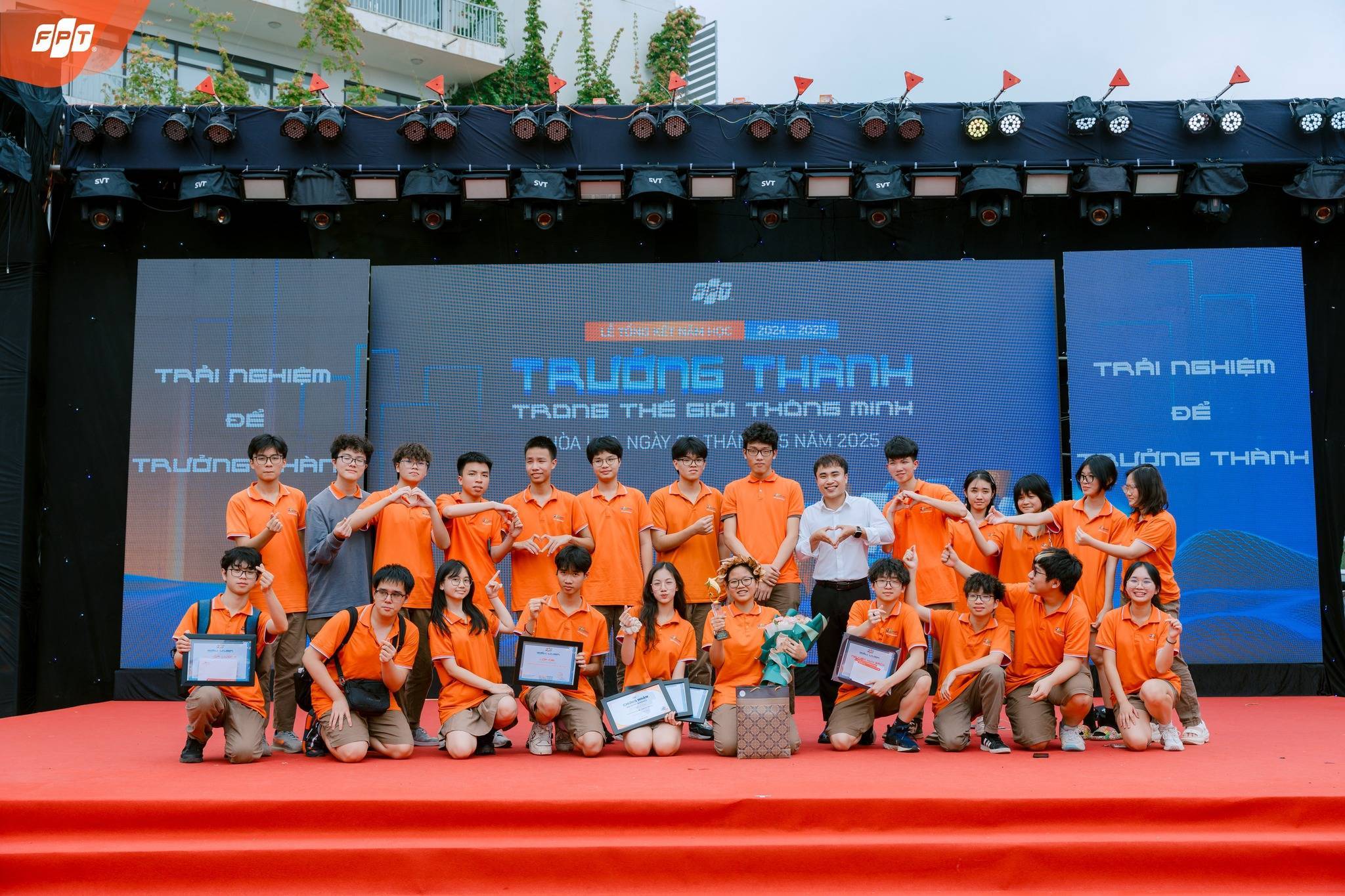 Học Bổng Trung Học Bước Đệm Quan Trọng Giúp Học Sinh Vươn Tới Ước Mơ Lớn