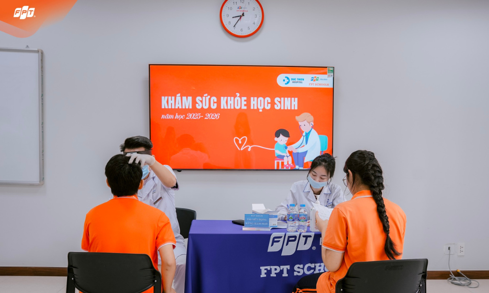 FPT School Thanh Hóa tổ chức khám sức khỏe toàn diện cho học sinh, sẵn sàng chinh phục năm học mới
