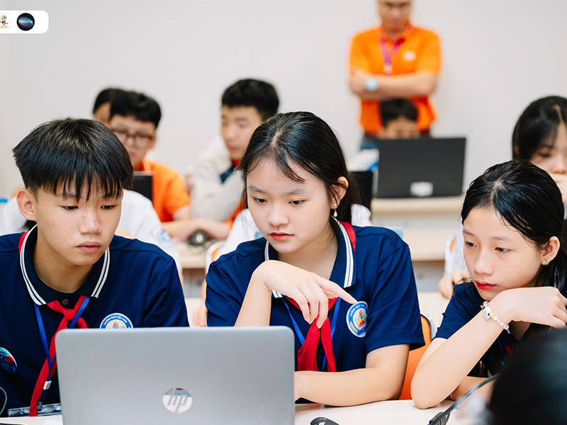 Khám phá những môn học trung học cơ sở quan trọng cha mẹ nên biết