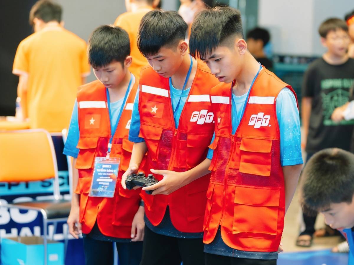 Trường bán trú