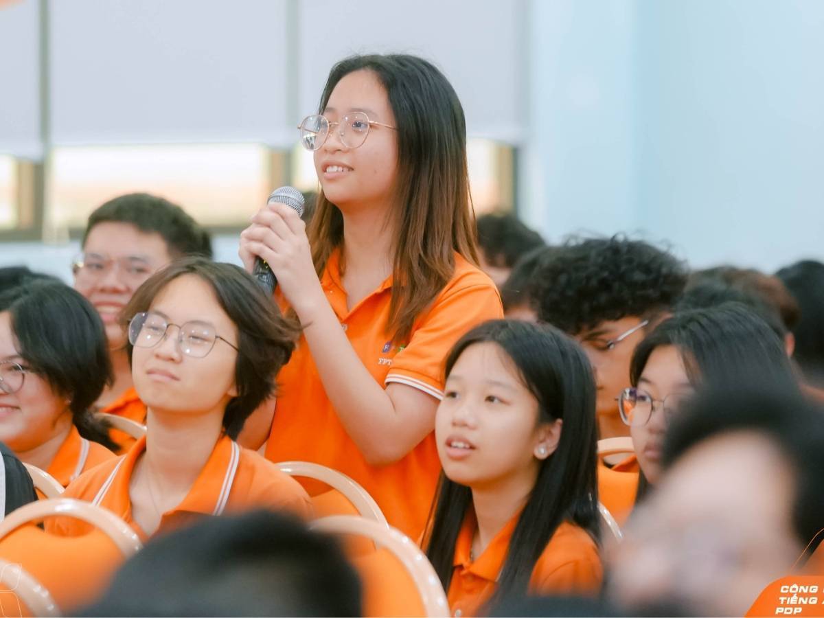Cách cải thiện kỹ năng nói tiếng Anh cho người mất gốc | FPT Schools