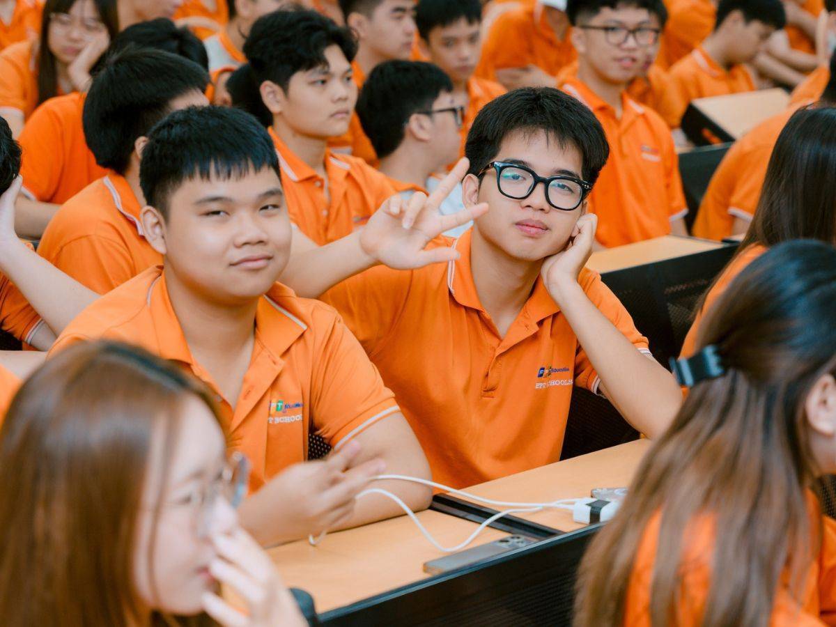 Sức mạnh của việc kiềm chế cảm xúc và làm chủ bản thân | FPT Schools