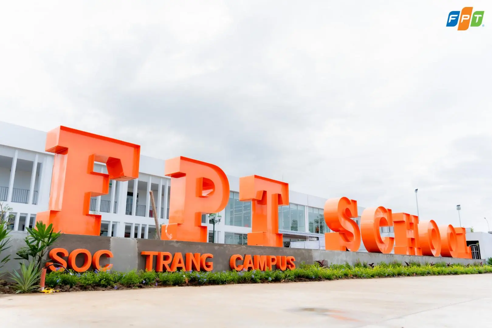 FPT-school-soc-trang