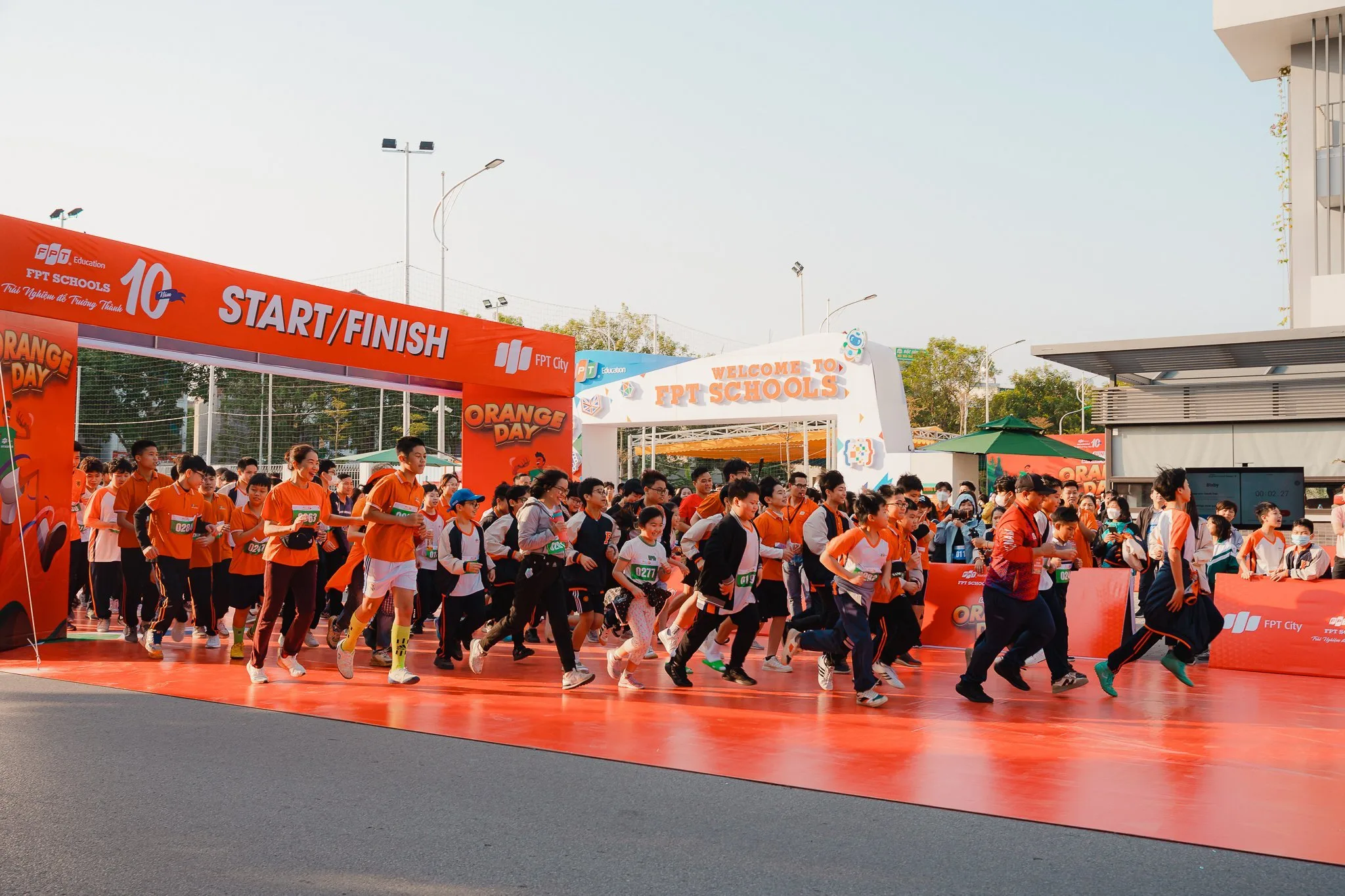 Hơn 800 người tham gia giải chạy FSchools Orange Day tại điểm trường FSchool Bắc Ninh | FPT Schools