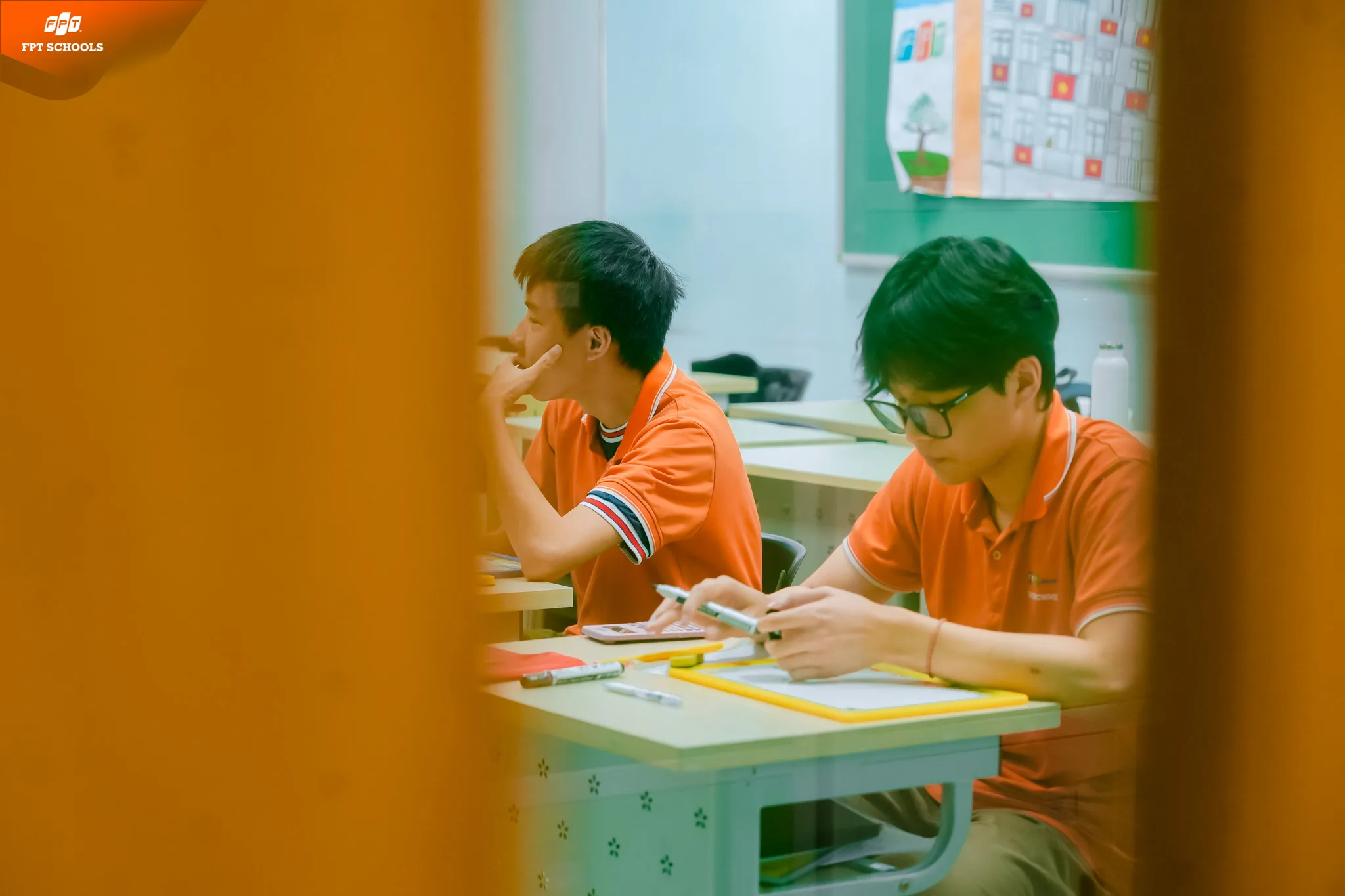 Vòng Chung kết FAnRoC 2025 – 2026 cấp cơ sở: Nơi học sinh thắp lửa đam mê AI và Robotics - FPT Education Vòng Chung kết FAnRoC 2025 – 2026 cấp cơ sở: Nơi học sinh thắp lửa đam mê AI và Robotics | FPT Schools