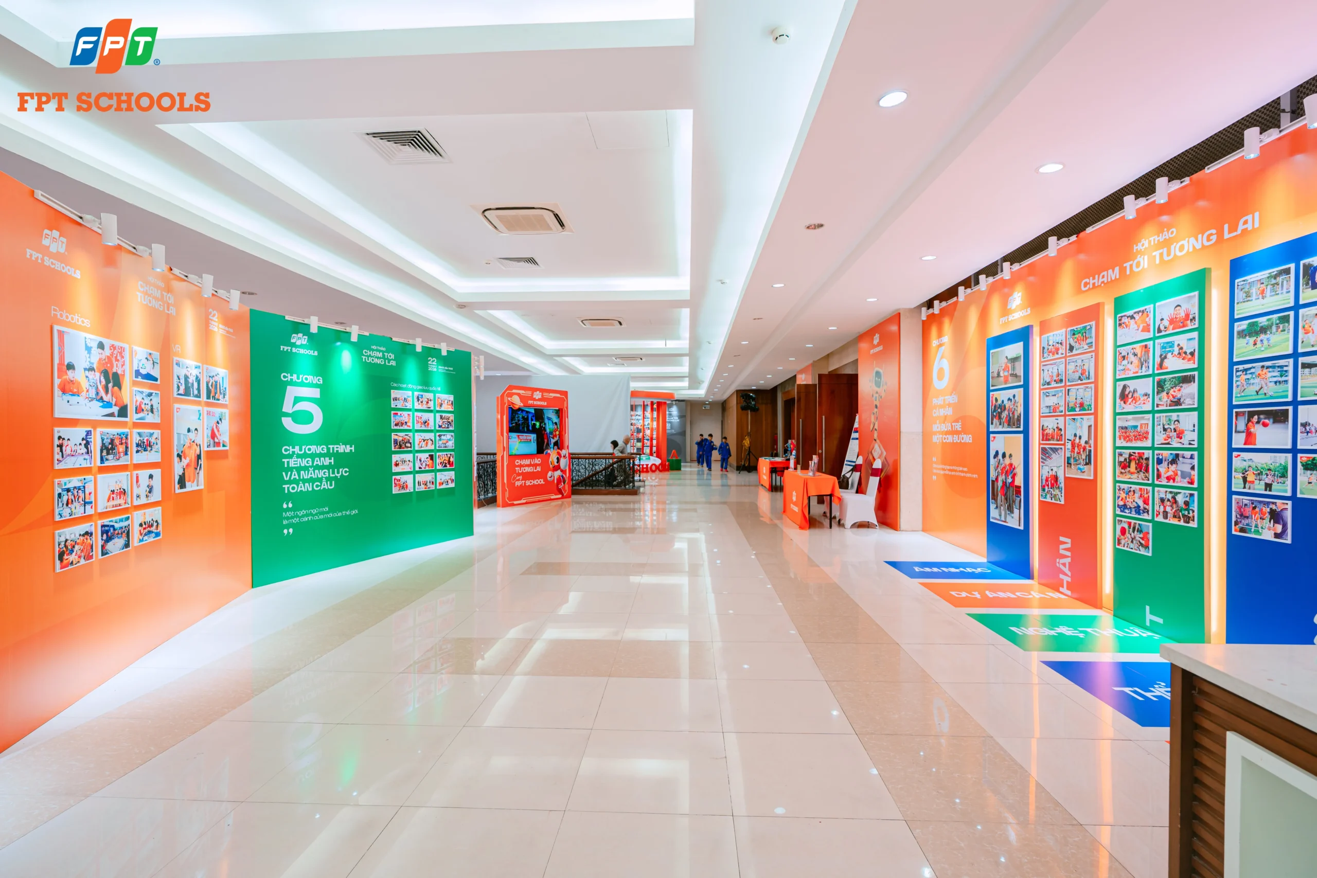 FPT School Vinh ghi dấu ấn với hội thảo “Chạm tới tương lai”, thu hút đông đảo phụ huynh Nghệ An - FPT Education FPT School Vinh ghi dấu ấn với hội thảo “Chạm tới tương lai”, thu hút đông đảo phụ huynh Nghệ An | FPT Schools