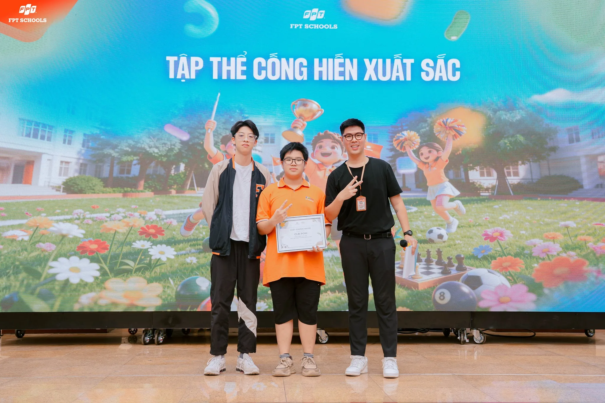 FPT SCHOOL TÂY HÀ NỘI VÀ HÀNH TRÌNH THÁNG 3 RỰC RỠ: KHI TRẢI NGHIỆM TẠO NÊN BẢN LĨNH VÀ KHÁT VỌNG VƯƠN XA - FPT Education FPT SCHOOL TÂY HÀ NỘI VÀ HÀNH TRÌNH THÁNG 3 RỰC RỠ: KHI TRẢI NGHIỆM TẠO NÊN BẢN LĨNH VÀ KHÁT VỌNG VƯƠN XA | FPT Schools