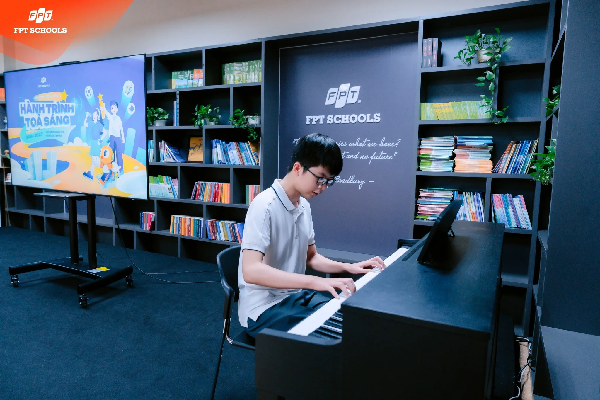 Học bổng FSchools – Hành trình tỏa sáng: Nơi những tài năng trẻ khẳng định bản sắc tại FPT School Tây Hà Nội - FPT Education Học bổng FSchools – Hành trình tỏa sáng