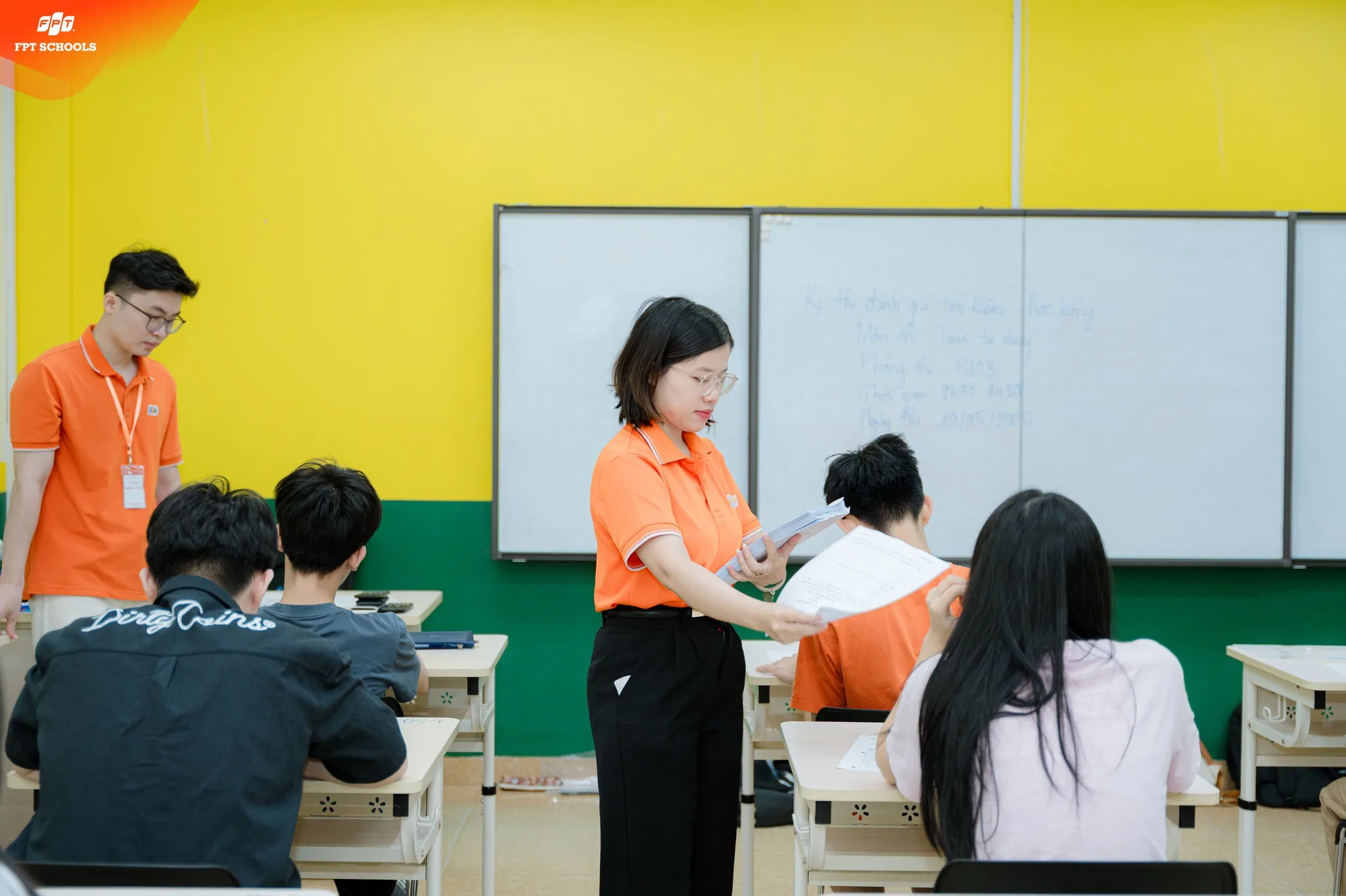 Kỳ đánh giá tìm kiếm học bổng FPT School Tây Hà Nội năm học 2026-2027 thu hút đông đảo học sinh tham gia - FPT Education cách dạy con quản lý thời gian