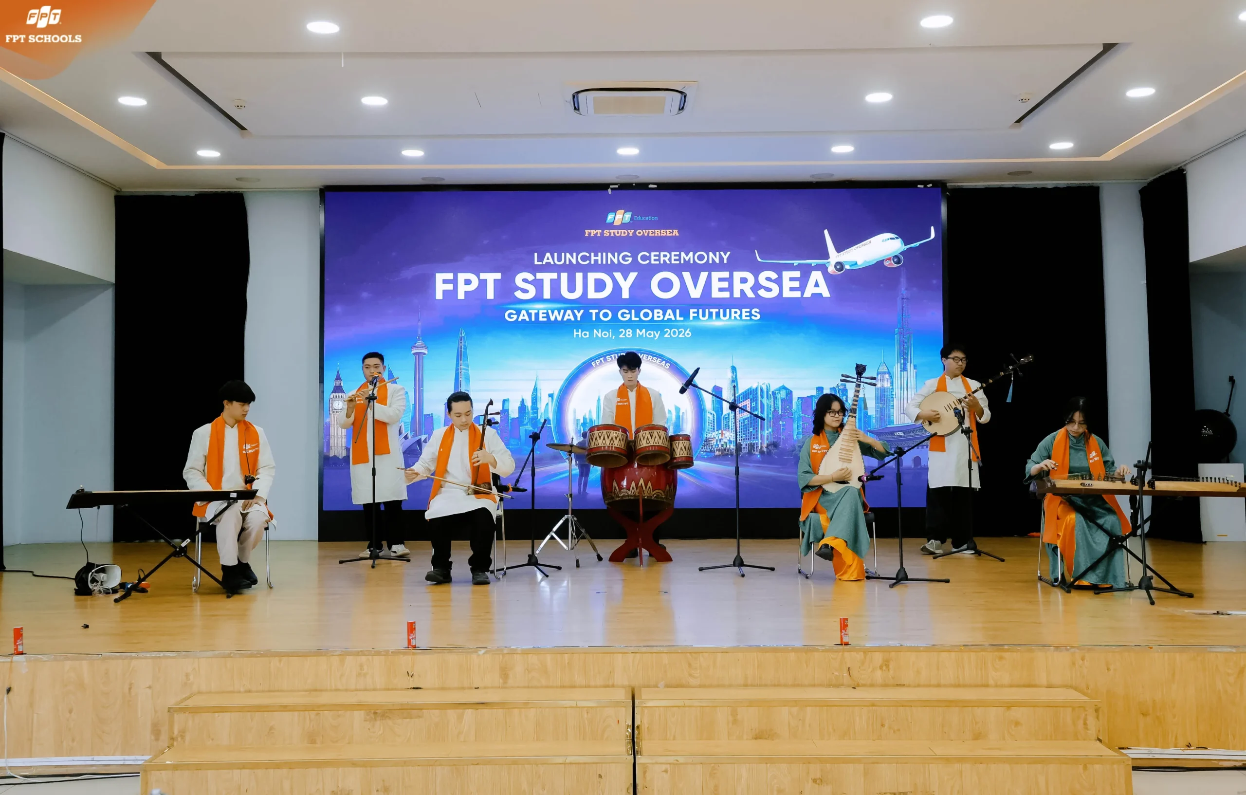 EDUCATION & CAREER DAY 2026 – NGÀY HỘI ĐỊNH HƯỚNG TƯƠNG LAI DÀNH CHO HỌC SINH TRƯỜNG THPT FPT HÀ NỘI - FPT Education EDUCATION & CAREER DAY 2026 – NGÀY HỘI ĐỊNH HƯỚNG TƯƠNG LAI DÀNH CHO HỌC SINH TRƯỜNG THPT FPT HÀ NỘI | FPT Schools