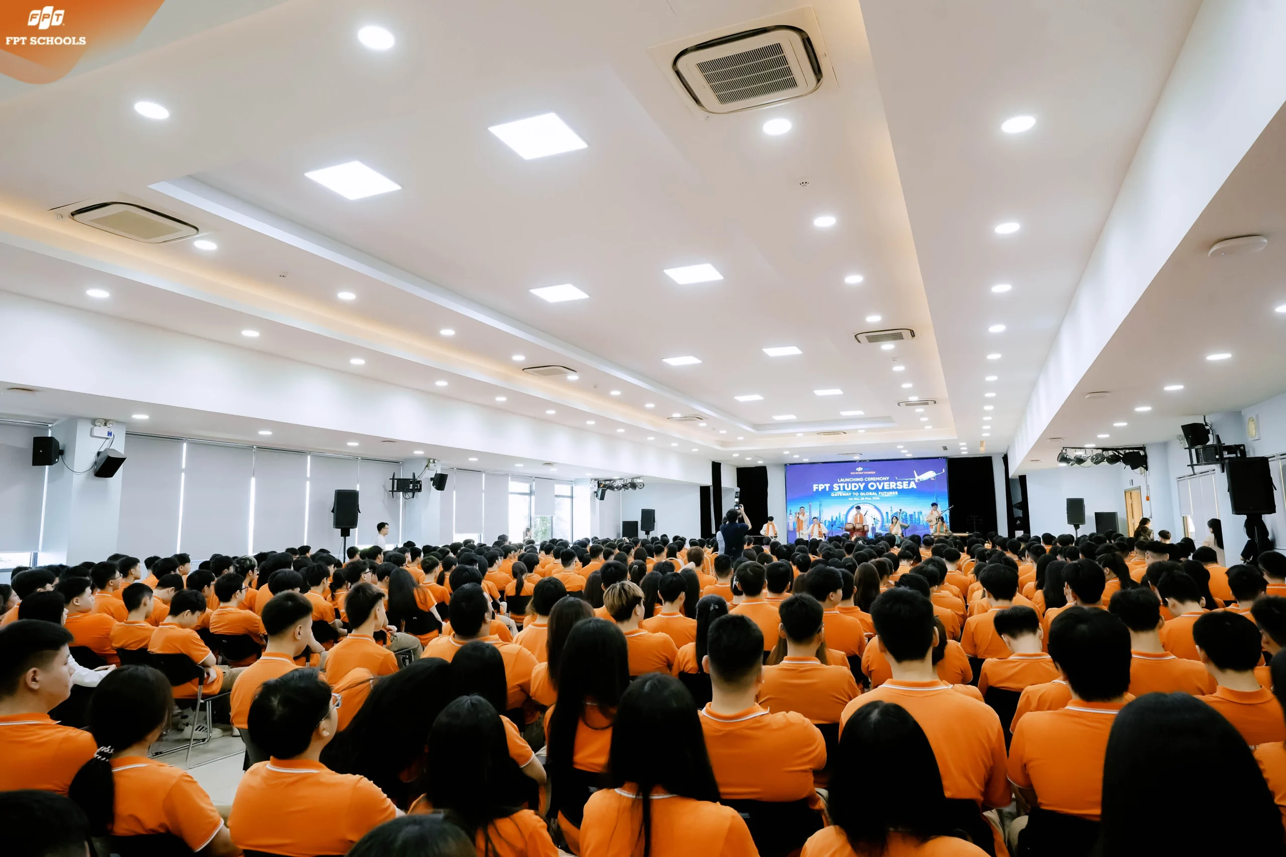 EDUCATION & CAREER DAY 2026 – NGÀY HỘI ĐỊNH HƯỚNG TƯƠNG LAI DÀNH CHO HỌC SINH TRƯỜNG THPT FPT HÀ NỘI - FPT Education EDUCATION & CAREER DAY 2026 – NGÀY HỘI ĐỊNH HƯỚNG TƯƠNG LAI DÀNH CHO HỌC SINH TRƯỜNG THPT FPT HÀ NỘI | FPT Schools