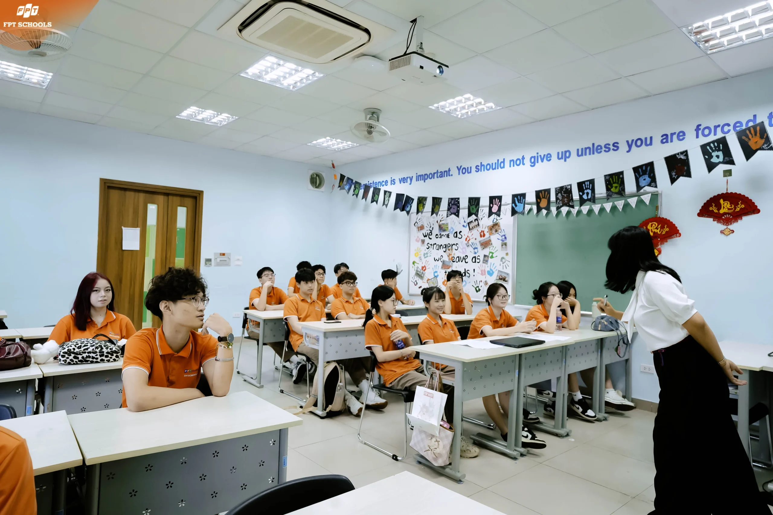 EDUCATION & CAREER DAY 2026 – NGÀY HỘI ĐỊNH HƯỚNG TƯƠNG LAI DÀNH CHO HỌC SINH TRƯỜNG THPT FPT HÀ NỘI - FPT Education EDUCATION & CAREER DAY 2026 – NGÀY HỘI ĐỊNH HƯỚNG TƯƠNG LAI DÀNH CHO HỌC SINH TRƯỜNG THPT FPT HÀ NỘI | FPT Schools