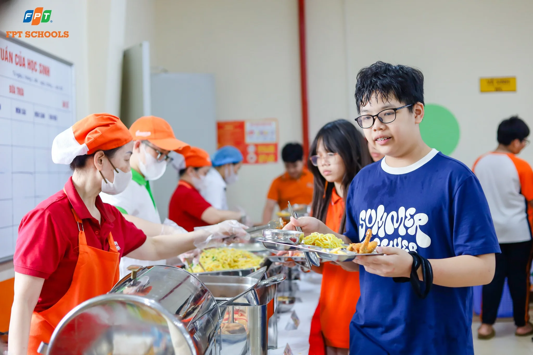 Khép lại năm học 2025 - 2026 tại nhà F bằng một bữa tiệc buffet linh đình - FPT Education Khép lại năm học 2025 - 2026 tại nhà F bằng một bữa tiệc buffet linh đình | FPT Schools