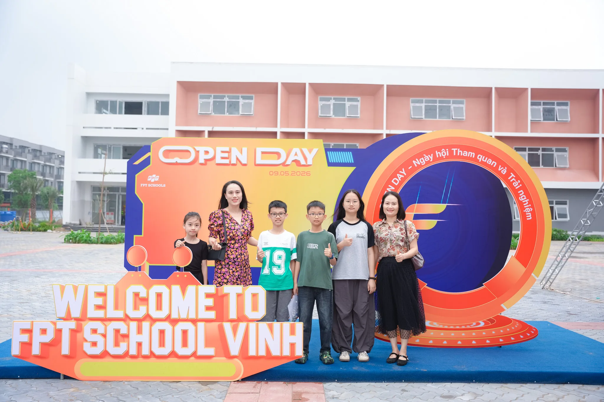 Đông đảo phụ huynh học sinh tham gia Open Day