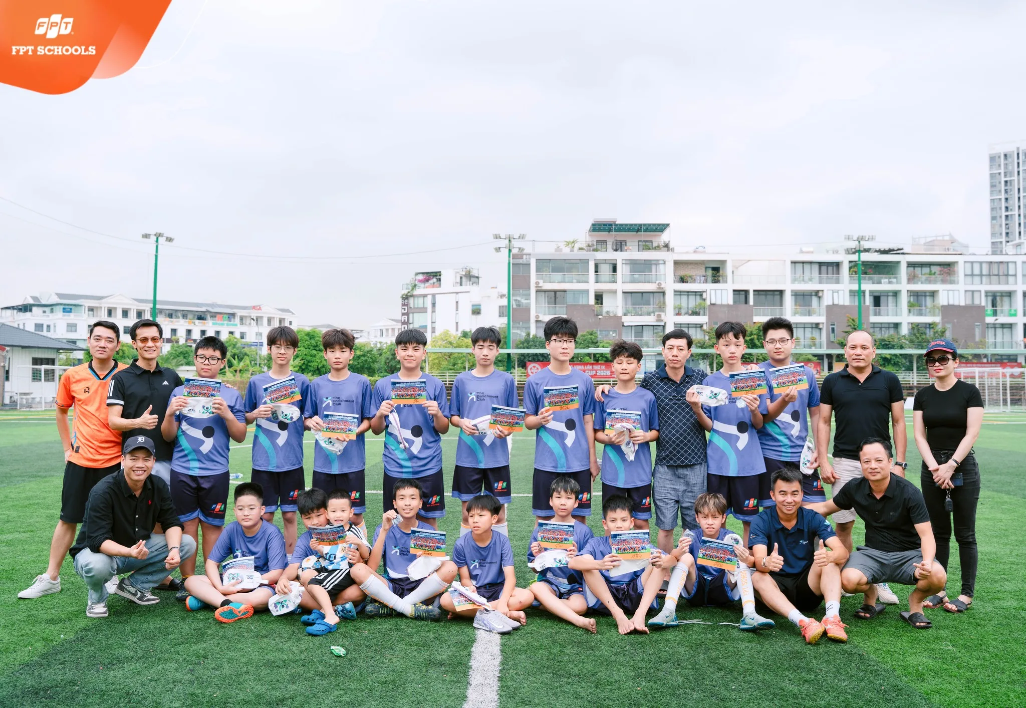 Sôi động sân cỏ giải giao hữu Tam hùng của CLB TEC bóng đá FPT School Hải Phòng