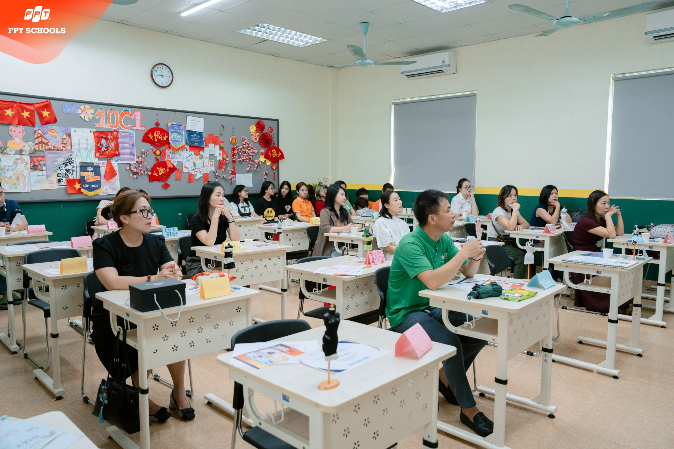 Họp phụ huynh cuối năm khối 10 – 11: Cùng nhìn lại hành trình học tập và trưởng thành năm học 2025 – 2026 | FPT Schools