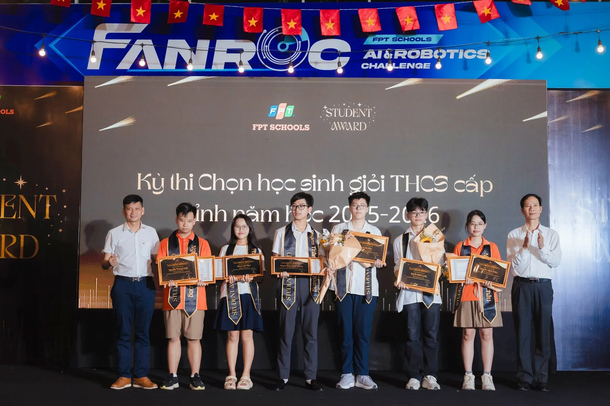 Vinh danh những gương mặt học sinh tiêu biểu năm học 2025-2026 tại FPT School Hà Nam - FPT Education Vinh danh những gương mặt học sinh tiêu biểu năm học 2025-2026 tại FPT School Hà Nam | FPT Schools