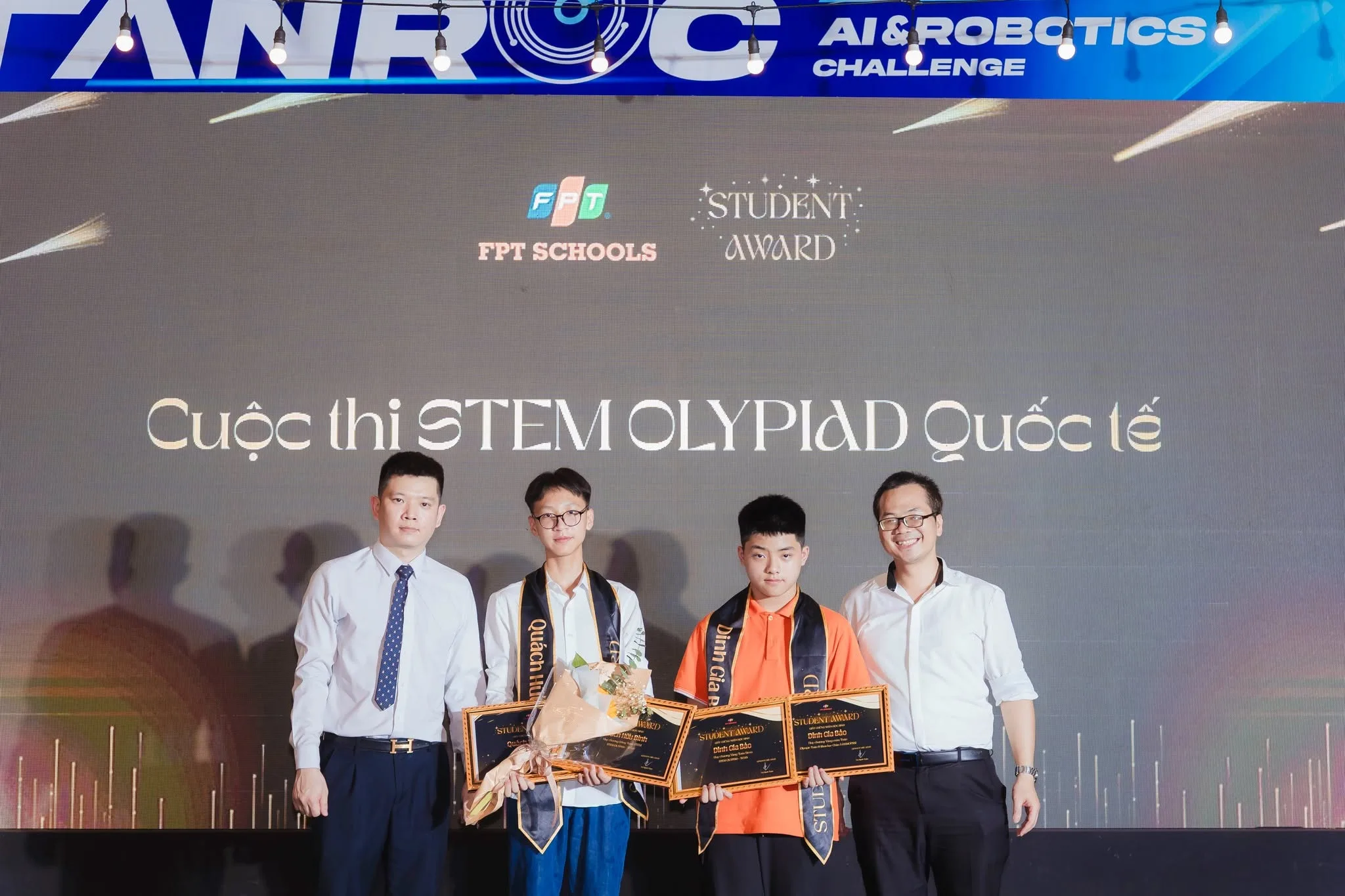 Vinh danh những gương mặt học sinh tiêu biểu năm học 2025-2026 tại FPT School Hà Nam - FPT Education Vinh danh những gương mặt học sinh tiêu biểu năm học 2025-2026 tại FPT School Hà Nam | FPT Schools