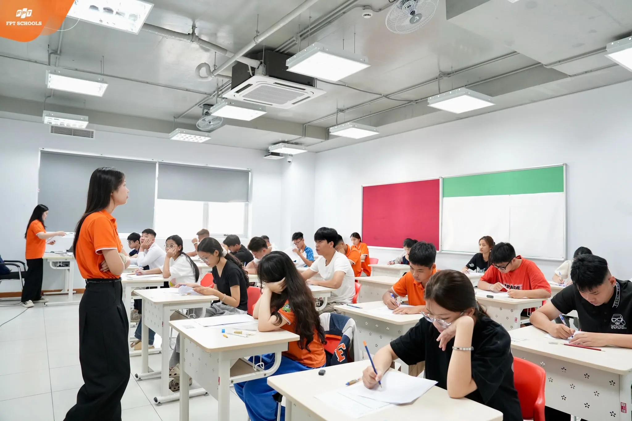 Học sinh FPT School Hải Phòng tự tin khởi động năm học mới với buổi đánh giá năng lực Tiếng Anh -4